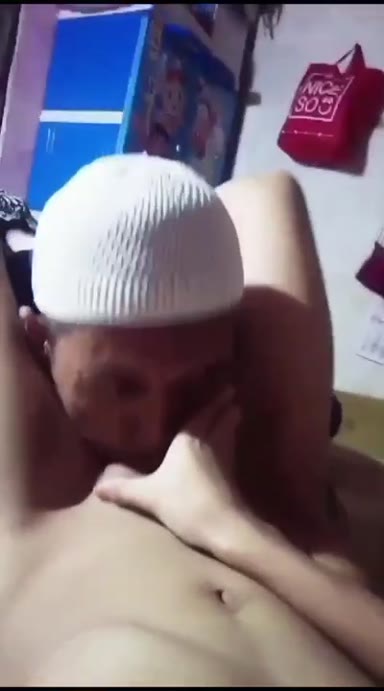 Background for Bocil Hyper Ketauan Bapa Lagi Omek Malah Dipaksa Ngentot