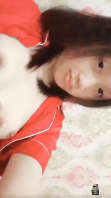 Background nonton video viral Bocil SD Imut Chindo Siap Disodok Depan Belakang HD